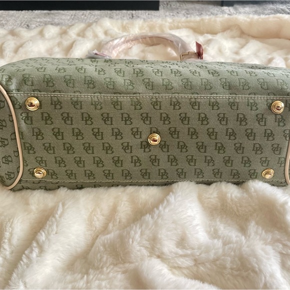 New Dooney & Bourke Signature Monogram Logo Buckle Satchel- Green - Picture 8 of 12
